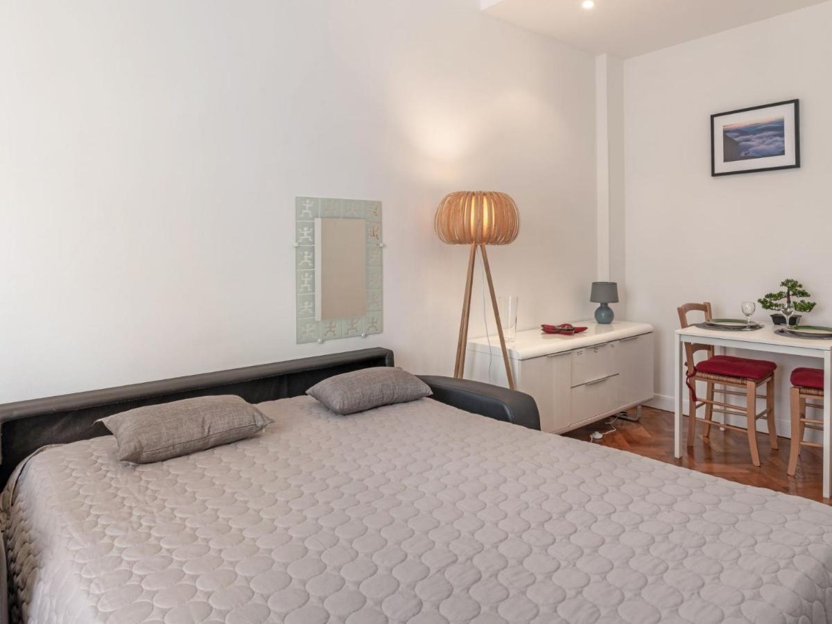 Studio L'Escurial-1 By Interhome Nice Ngoại thất bức ảnh